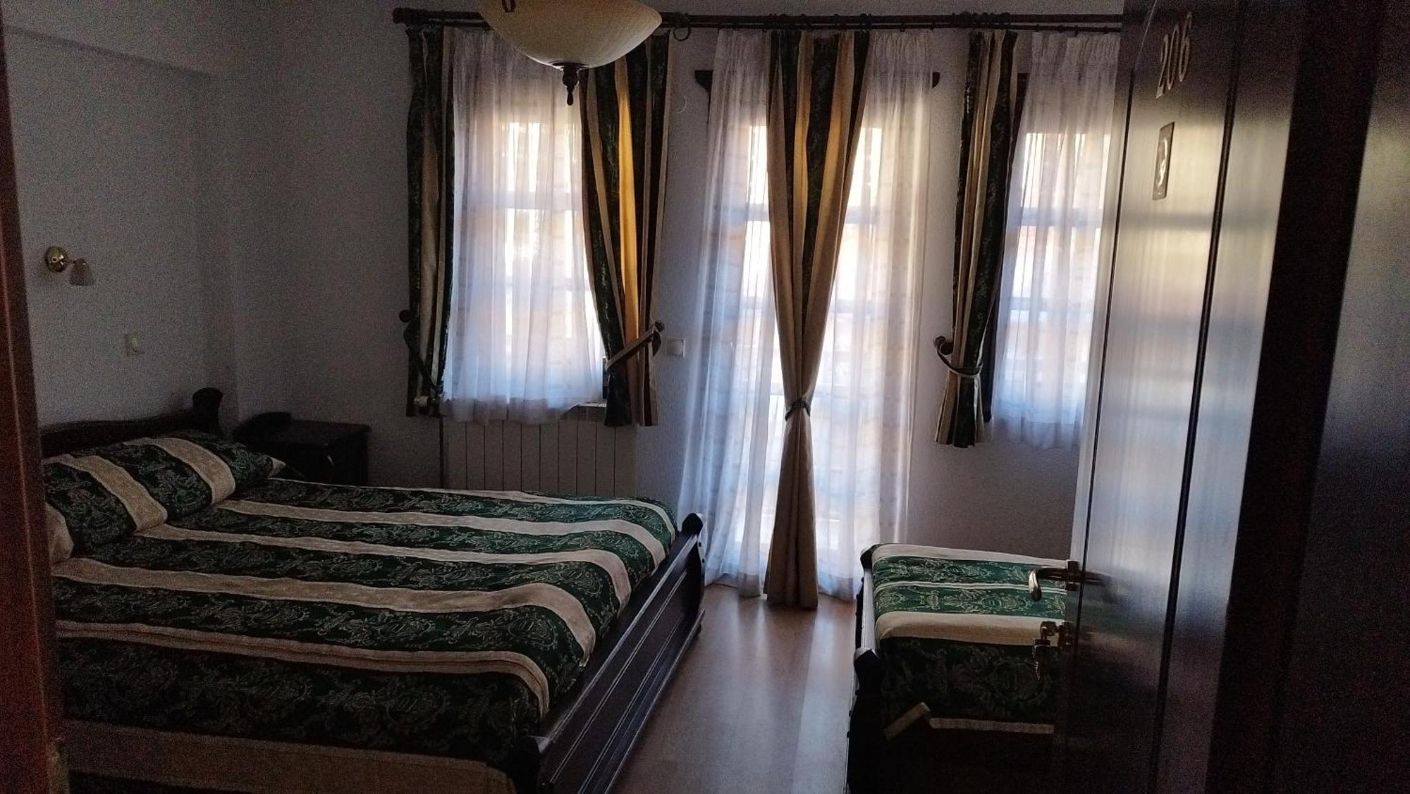Hotel Bolyarka ميلنيك الغرفة الصورة